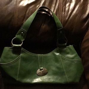 NW green shoulder bag leather